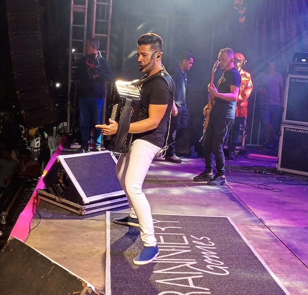 Prefeitura de Araçagi realizou grande festa em comemoração aos 63 anos de Emancipação Politica do município Prefeitura de Araçagi realizou grande festa em comemoração aos 63 anos de Emancipação Politica do município