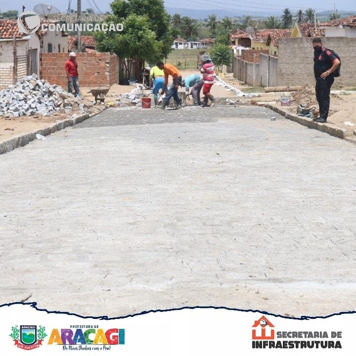 Prefeitura de Araçagi finaliza calçamento de mais uma rua no Conjunto Santo Amaro Prefeitura de Araçagi finaliza calçamento de mais uma rua no Conjunto Santo Amaro